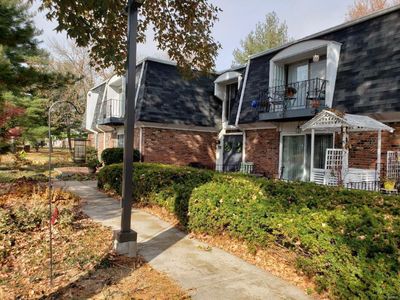 1916 W Delmar Ave APT D, Godfrey, IL, 62035