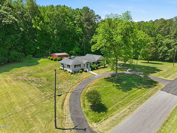 5th image of 3319 Rigsbee Rd N
