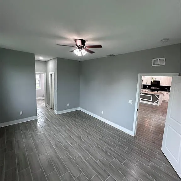 13195 Drysdale Ave — Photo 32