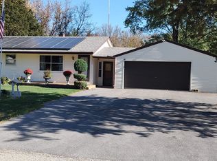 4466 Brook Dale Rd, Rockford, IL 61109