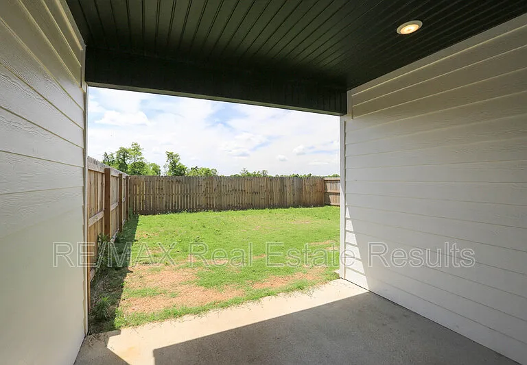 1401 Poigai Way #1 — Photo 29