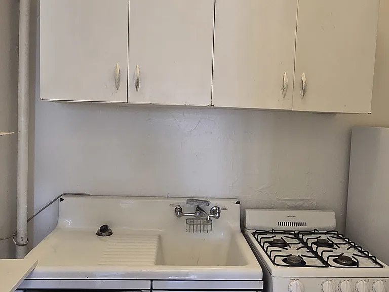 15 W Madison St #3F — Photo 9