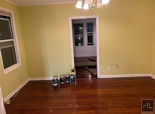 61-45 56th St #2F, Maspeth, NY 11378