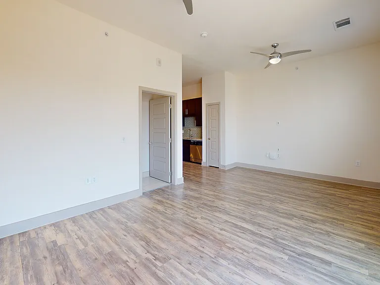 The Flats at Palisades — Photo 46