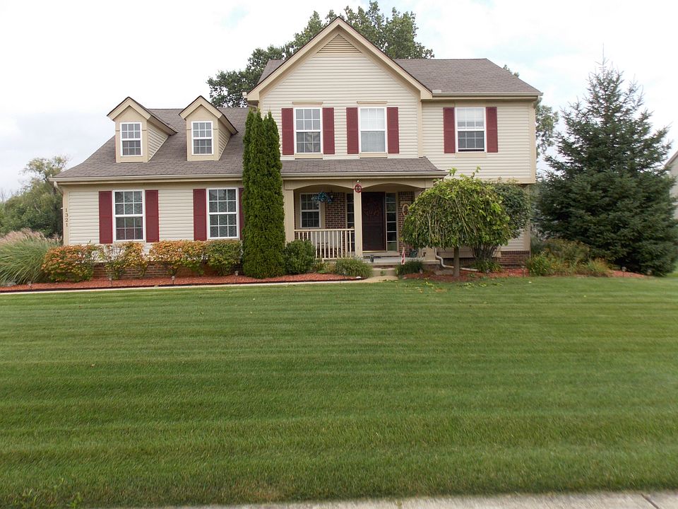 1st image of 1321 Chemung Forest Dr