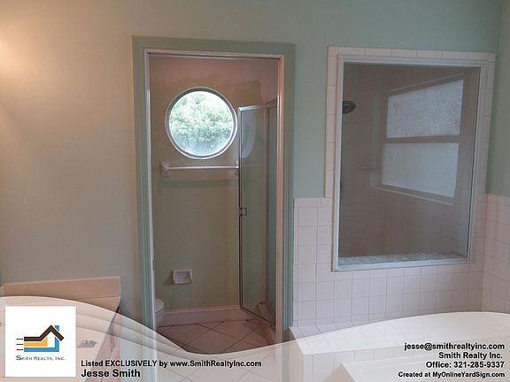 5th image of 2648 Albion Ave