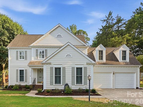 2nd image of 10012 Brass Eagle Ln