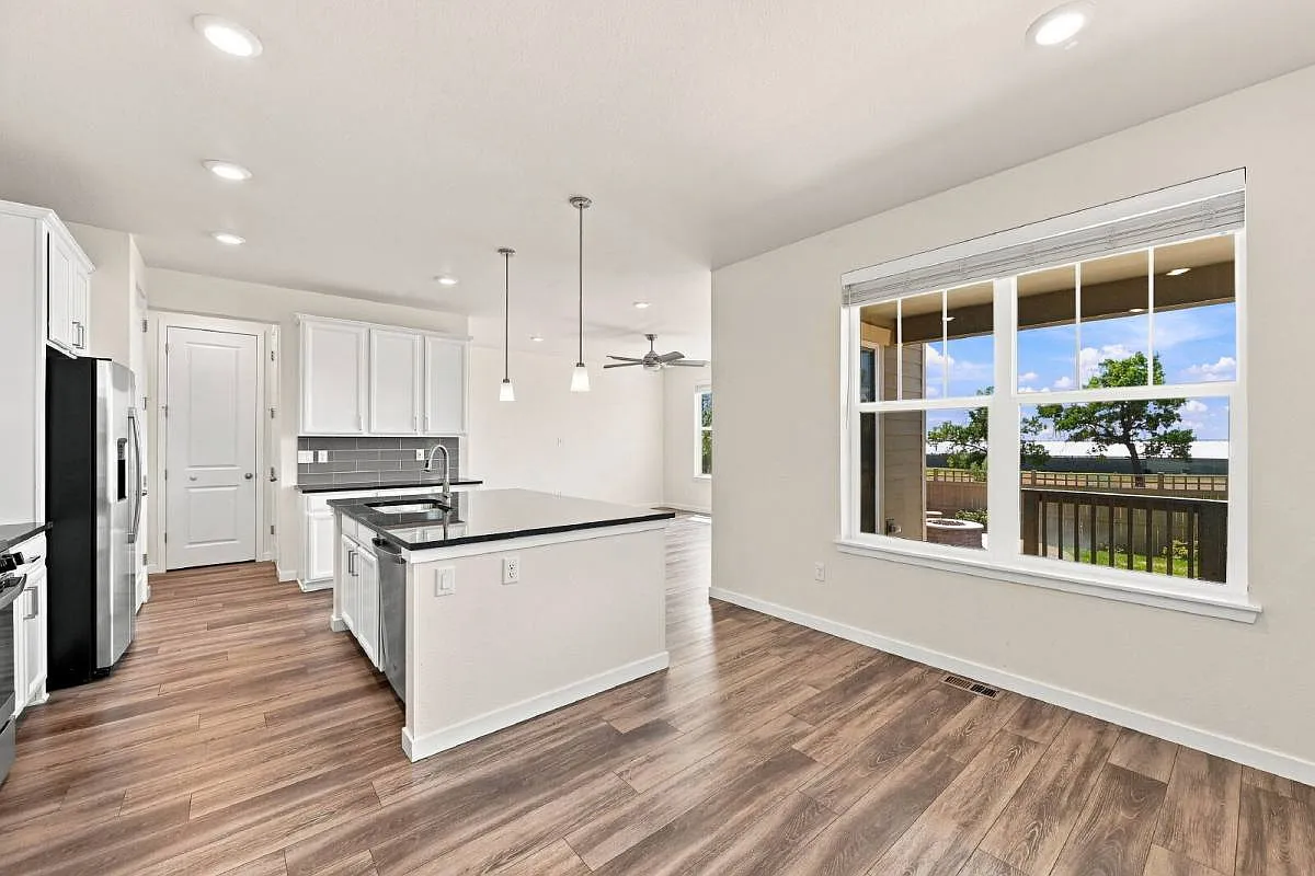 702 W 176th Ave in Broomfield, CO 80023 — Photo 4