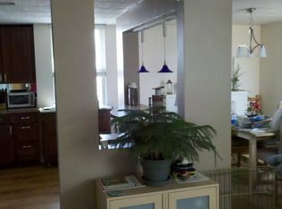 423 South Blvd APT 2E, Evanston, IL 60202