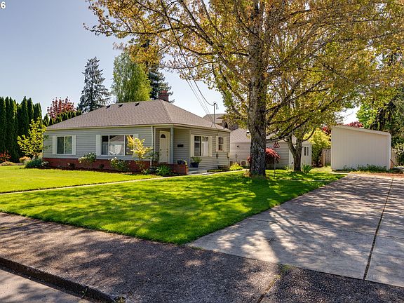 2nd image of 1550 NE 18th St