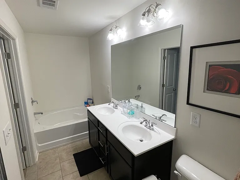 5010 Longview Walk — Photo 9