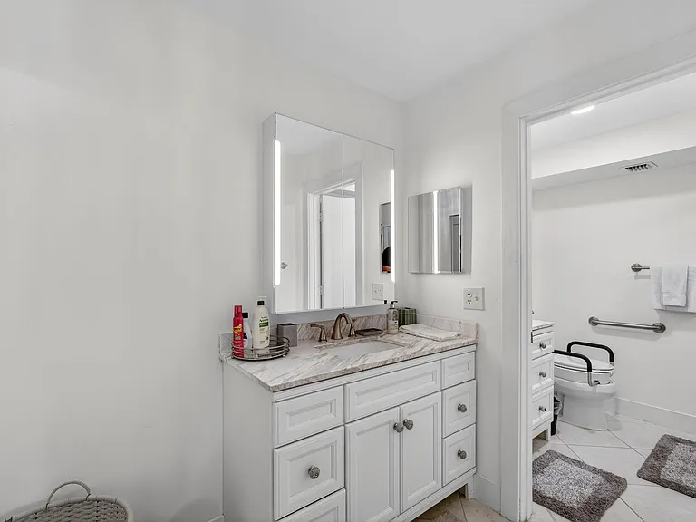 611 Brackenwood Cv — Photo 20