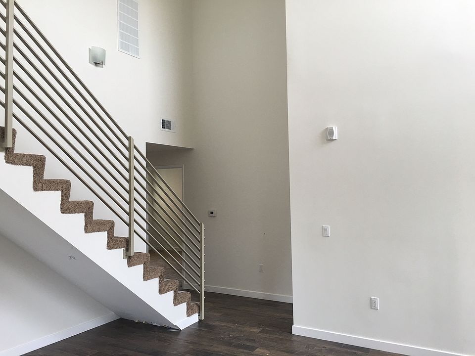 1st image of 6816 Independence Ave
