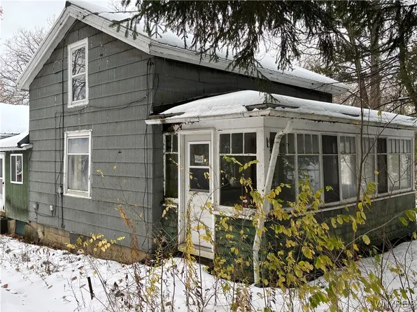 14184 Collin Center Zoar Rd, Collins, NY 14034