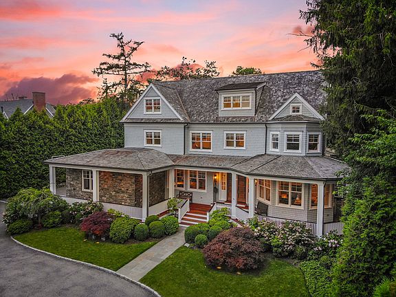 Edited twilight34 Beach Ave Larchmont, NY 10538  (018of 19).jpg