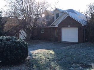 312 Hamlett Dr E, Mount Sterling, KY 40353