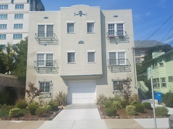 215 7th Ave APT 8