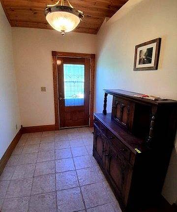 2nd image of 7298 N 1075th St