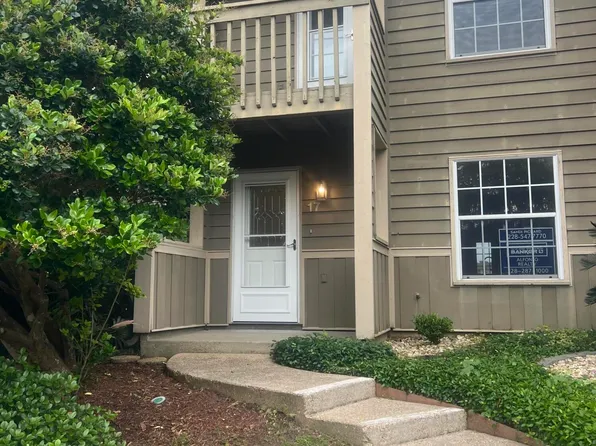 495 Popps Ferry Rd APT 17, Biloxi, MS 39531