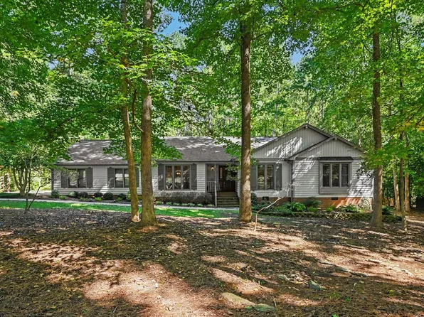 135 Heather Ridge Ct, Durham, NC 27712