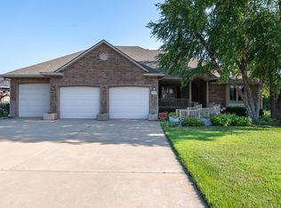 1660 E Kay St, Derby, KS 67037