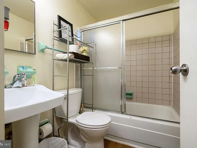 120 Roberta Jean Ave — Photo 7