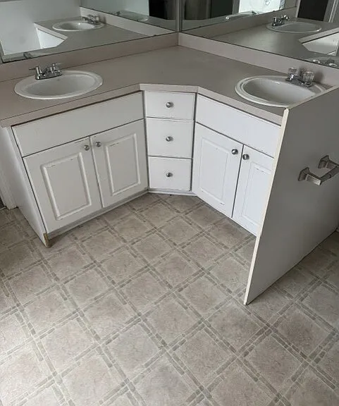 4 Donegal Ct — Photo 11