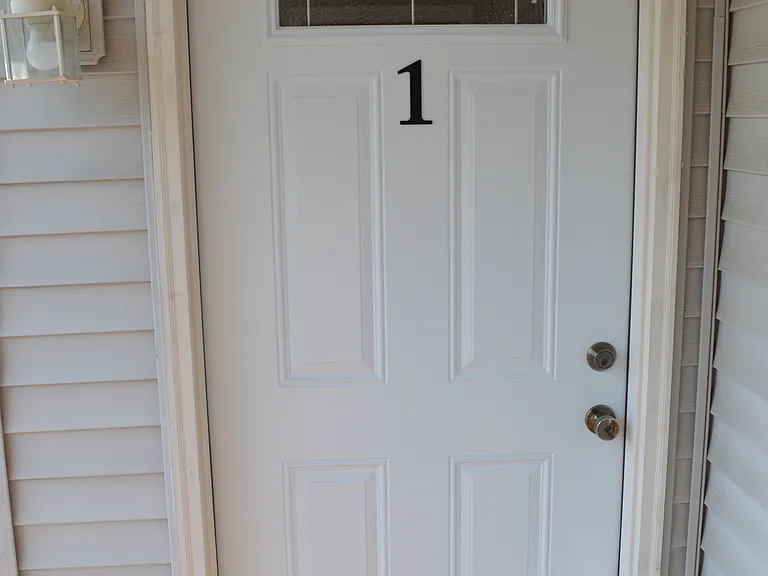 10823 S Mountain Rd #1 — Photo 1