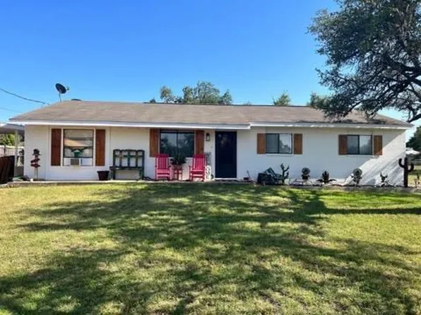 163 Quail Run, Harper, TX 78631