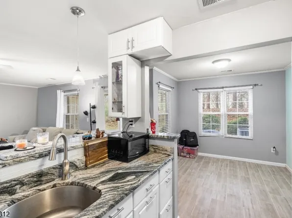 1313 Waters Edge Dr, Toms River Township, NJ 08753