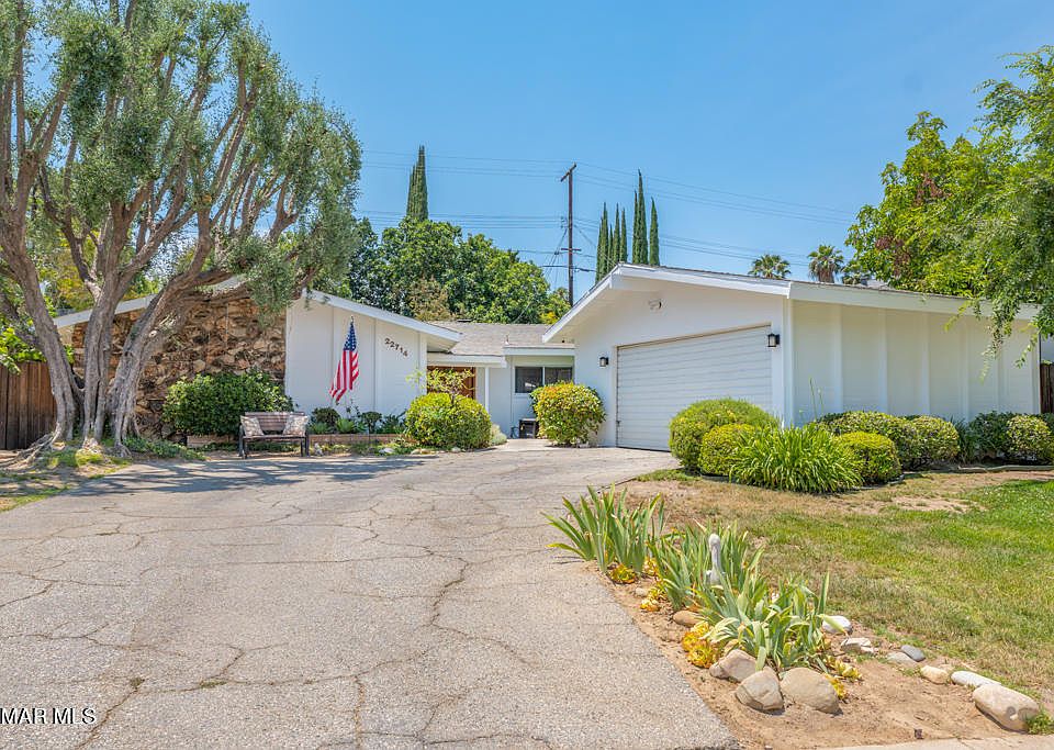 1st image of 22714 Margarita Dr