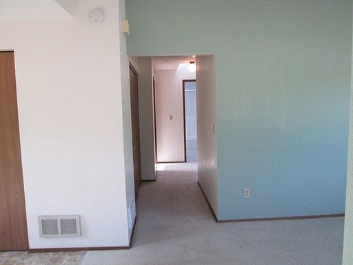 4th image of 803 Hamelin Ln SE