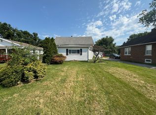 1511 E Fairchild St, Danville, IL 61832
