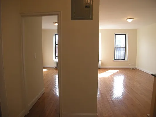 Rented by Vickers Realty | media 4