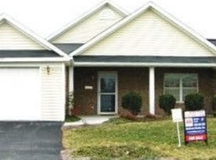 303 Knollwood Ct, Winchester, VA 22602