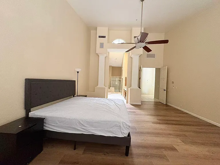 10511 N 117th Pl — Photo 11