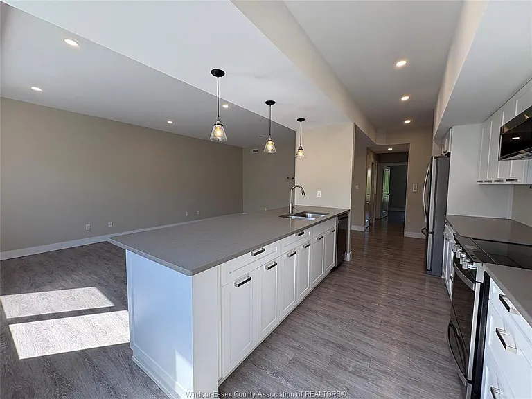 550 Sandison St #62 — Photo 9