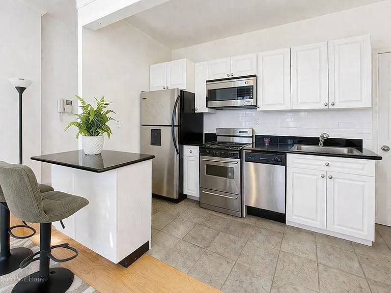 220 W 111th St #2D — Photo 3