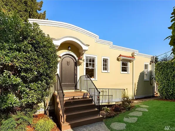 2022 24th Ave E, Seattle, WA 98112