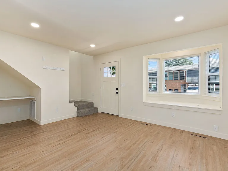 1624 Banyan Dr #2 — Photo 4