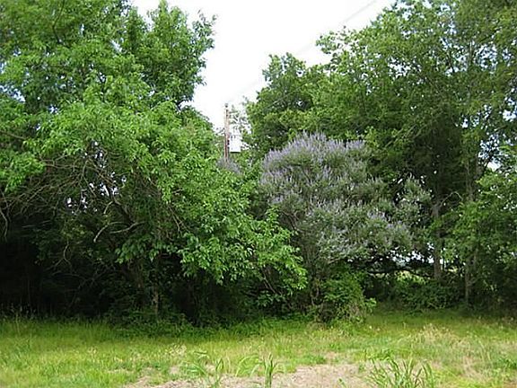 4th image of 918 County Road 4700