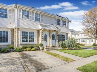 77 Crown Ave, Staten Island, NY 10312