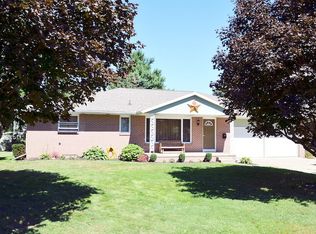 44 2nd Ave, Lexington, OH 44904