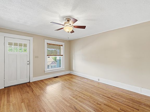 5th image of 1105 Westwood Ave