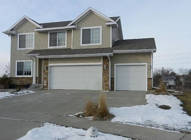 1st image of 9389 Fairview Dr
