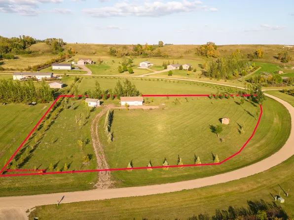 4036 117th Ave SE, Valley City, ND 58072