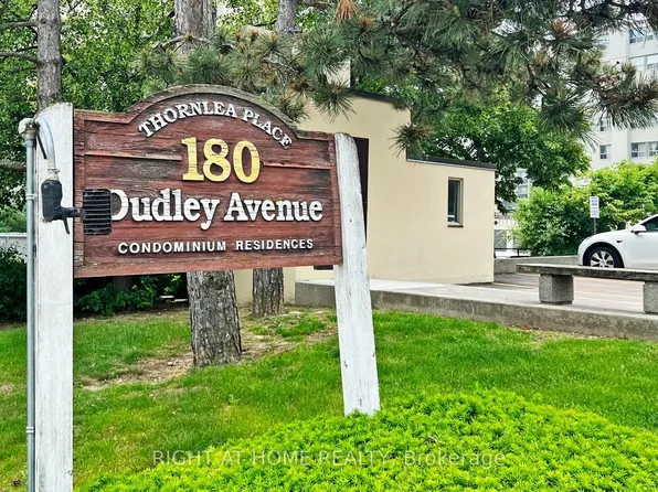 180 Dudley Ave #607, Markham, ON L3T 4X2