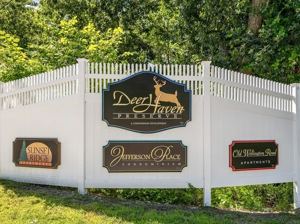 108 Eastern Ave APT 103, Manchester, NH 03104