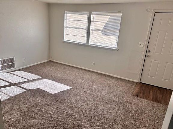 3rd image of 2313 SW 48th St