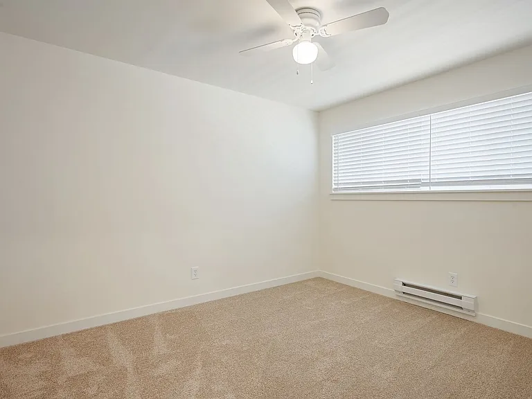 Bel Air Apartments — Photo 8